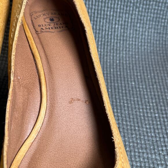 Lucky Brand Issy 2 Wedge Heels Womens 8.5M Yellow Leather Slip On Peep Toe - Picture 5 of 11